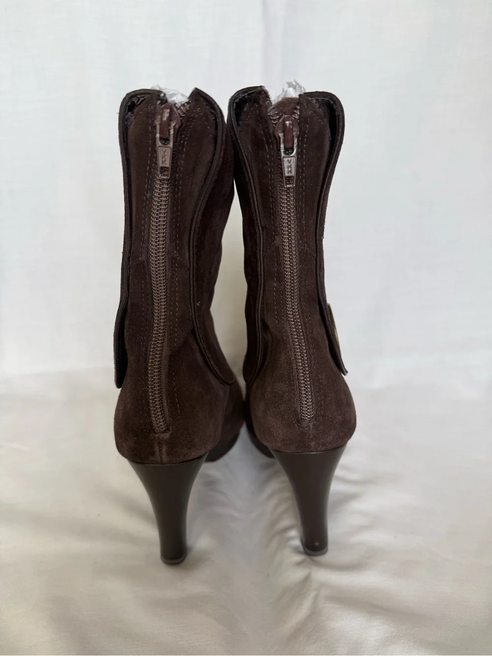 Gianni Bini Glider204 Brown Suede Button-Cuff Stiletto Ankle Boots - Size 7.5